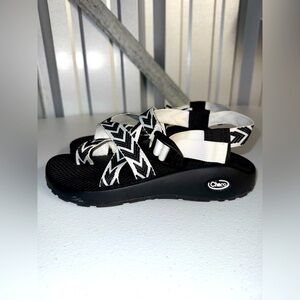 Chaco Women's Black & White Patterned Strap Sandals